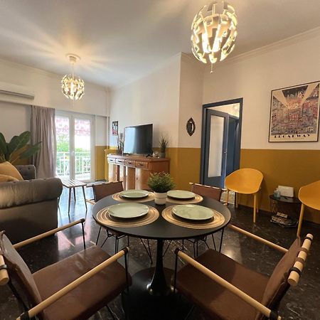 Athenian Vintage Style 2 Bdr Apartment Εξωτερικό φωτογραφία