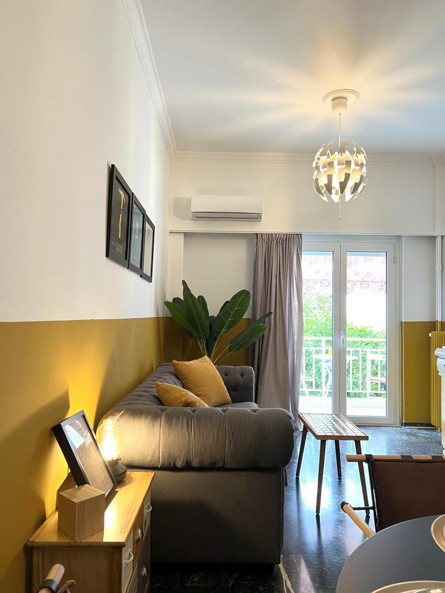 Athenian Vintage Style 2 Bdr Apartment Εξωτερικό φωτογραφία